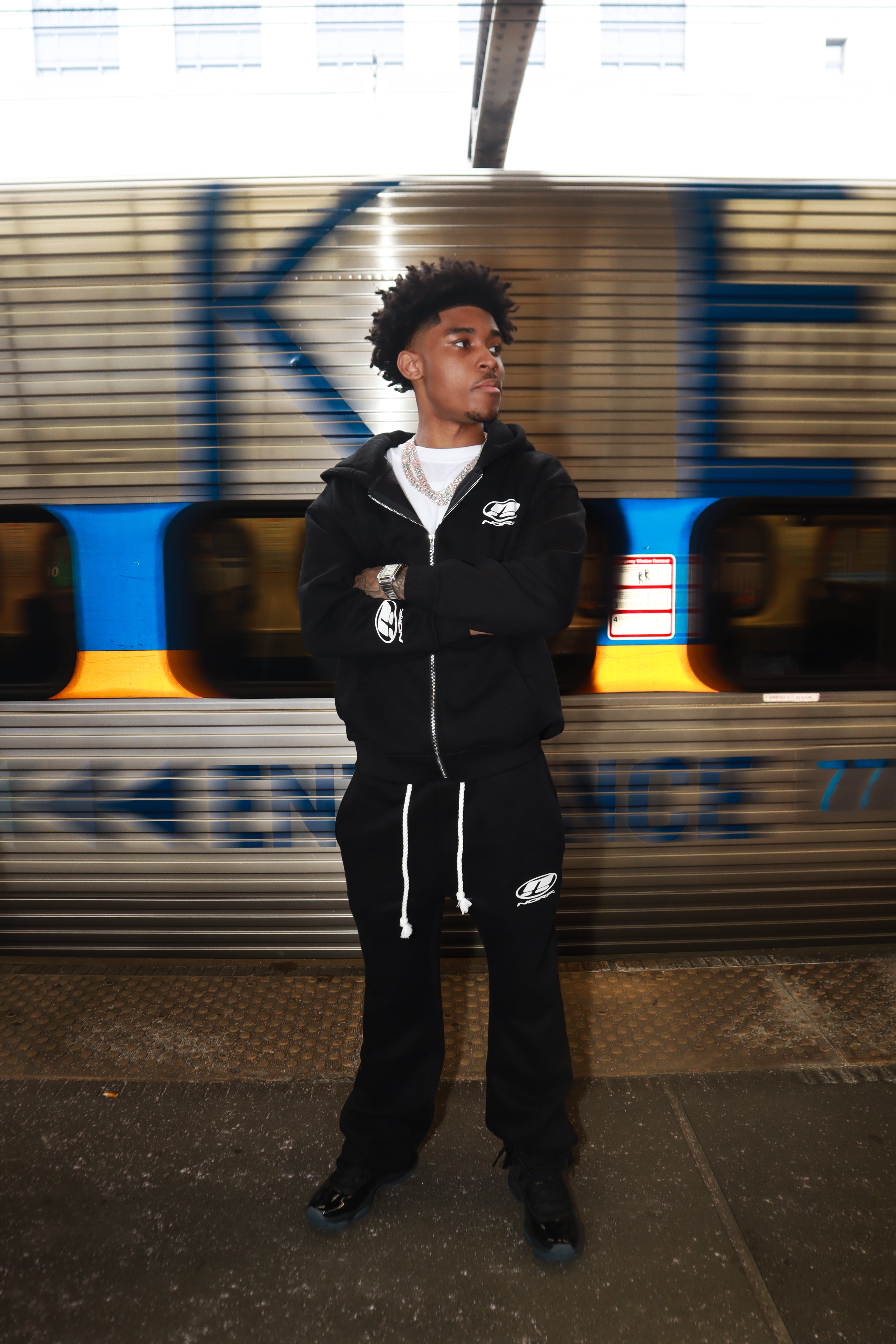 BLACK SIGNATURE NORF HOODIE SET